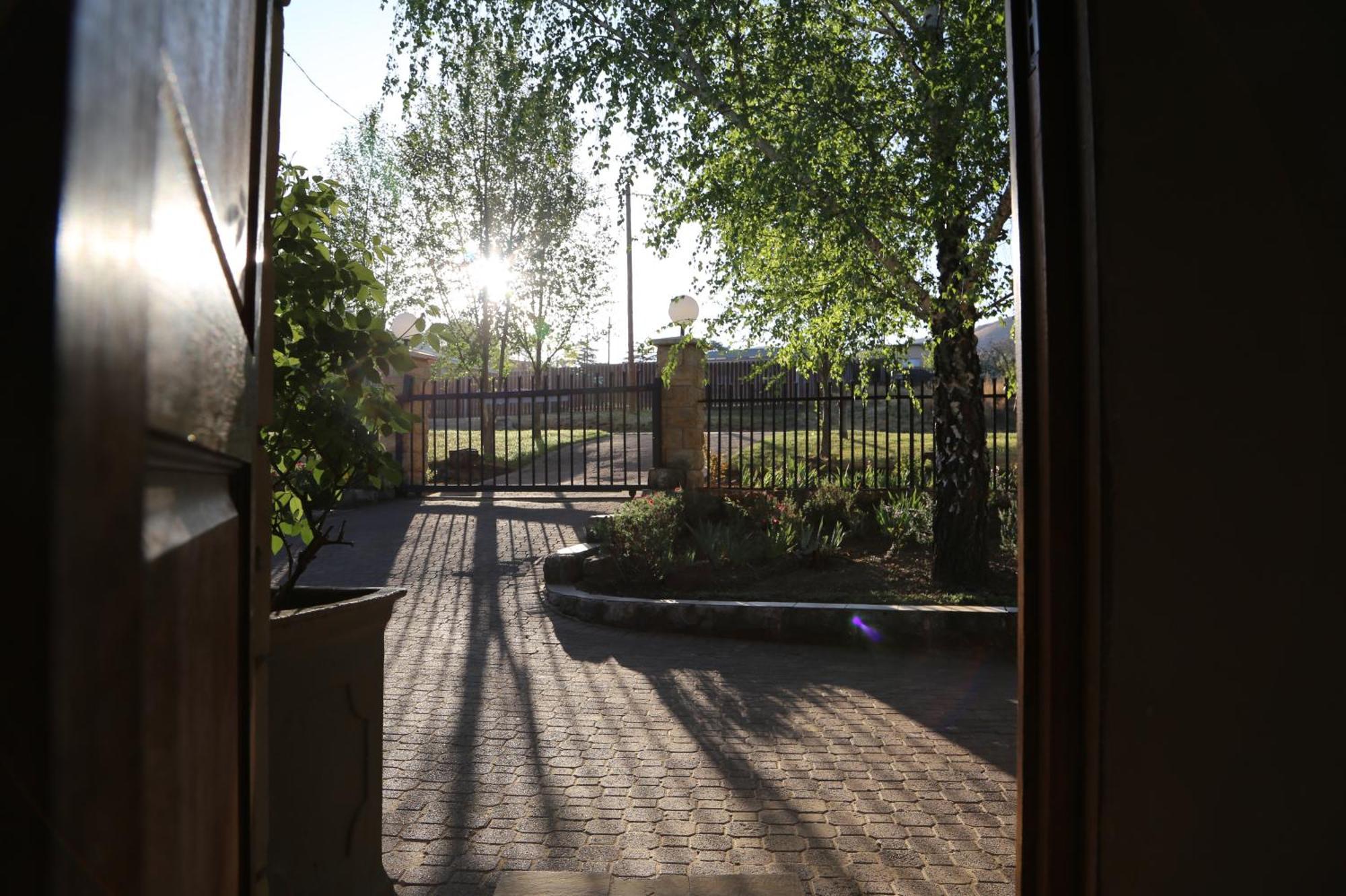 Mt Horeb Manor 클라렌스 외부 사진
